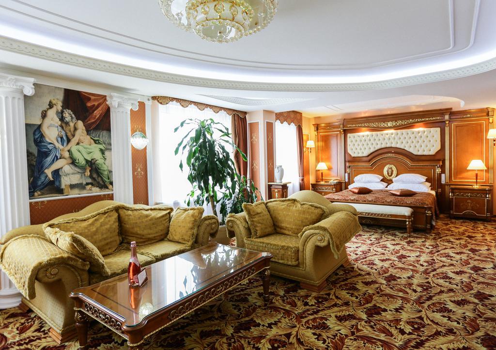 Izmailovo Alfa Hotel Moscú Exterior foto